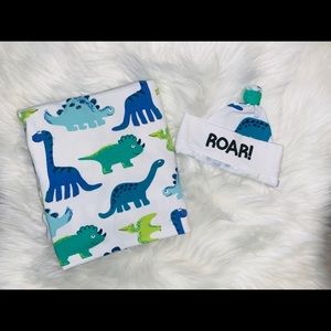 Baby essentials swaddle & hat set